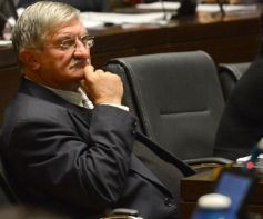 Foto de la galería: Cambios en la Ley de Ministerios y agasajo a la prensa en la Legislatura