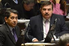 Foto de la galería: Cambios en la Ley de Ministerios y agasajo a la prensa en la Legislatura