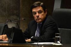 Foto de la galería: Cambios en la Ley de Ministerios y agasajo a la prensa en la Legislatura