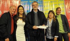 Foto de la galería: El IPLyC distinguió a empleados con más de 25 años de servicio