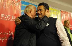 Foto de la galería: El IPLyC distinguió a empleados con más de 25 años de servicio