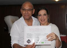 Foto de la galería: Maquillador de famosos dictó una capacitación en Posadas