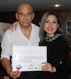 Foto de la galería: Maquillador de famosos dictó una capacitación en Posadas