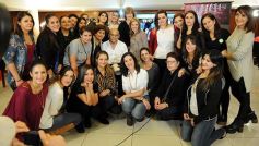 Foto de la galería: Maquillador de famosos dictó una capacitación en Posadas