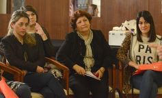 Foto de la galería: Maquillador de famosos dictó una capacitación en Posadas