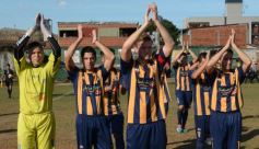 Foto de la galería: Mitre dejó en el camino a Brown y es finalista