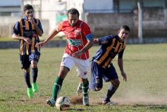 Foto de la galería: Mitre dejó en el camino a Brown y es finalista