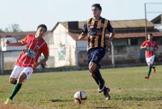 Foto de la galería: Mitre dejó en el camino a Brown y es finalista