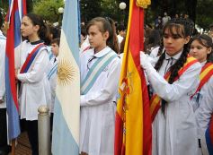 Foto de la galería: El gobernador presidió el acto central por el Bicentenario de la Independencia en Posadas