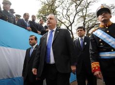 Foto de la galería: El gobernador presidió el acto central por el Bicentenario de la Independencia en Posadas