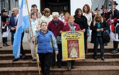 Foto de la galería: El gobernador presidió el acto central por el Bicentenario de la Independencia en Posadas