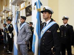Foto de la galería: El gobernador presidió el acto central por el Bicentenario de la Independencia en Posadas