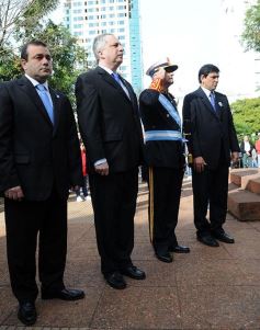 Foto de la galería: El gobernador presidió el acto central por el Bicentenario de la Independencia en Posadas