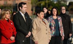 Foto de la galería: Legisladores descubrieron una placa en el monumento de Andrés Guacurarí