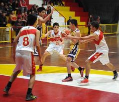Foto de la galería: Tokio derrotó a Coatí en la U15 y se consagró campeón