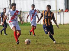 Foto de la galería: Mitre se quedó con el primer capítulo de la final