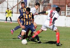 Foto de la galería: Mitre derrotó a Guaraní y demostró por qué es el mejor de la Liga posadeña