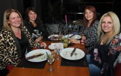 Foto de la galería: Noche de amigos en Itakua