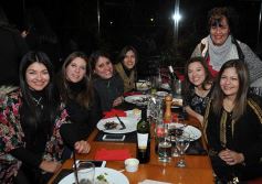 Foto de la galería: Noche de amigos en Itakua