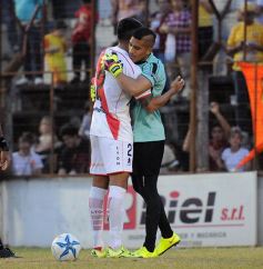 Foto de la galería: Por penales, Crucero se quedó con el primer duelo ante Guaraní