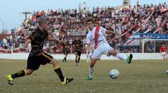 Foto de la galería: Por penales, Crucero se quedó con el primer duelo ante Guaraní