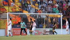 Foto de la galería: Por penales, Crucero se quedó con el primer duelo ante Guaraní