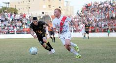 Foto de la galería: Por penales, Crucero se quedó con el primer duelo ante Guaraní