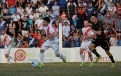 Foto de la galería: Por penales, Crucero se quedó con el primer duelo ante Guaraní