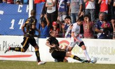 Foto de la galería: Por penales, Crucero se quedó con el primer duelo ante Guaraní