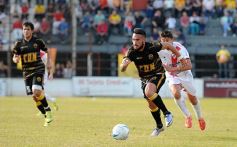 Foto de la galería: Por penales, Crucero se quedó con el primer duelo ante Guaraní