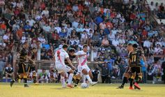 Foto de la galería: Por penales, Crucero se quedó con el primer duelo ante Guaraní
