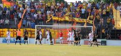 Foto de la galería: Por penales, Crucero se quedó con el primer duelo ante Guaraní