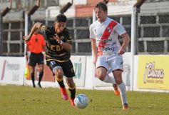 Foto de la galería: Por penales, Crucero se quedó con el primer duelo ante Guaraní