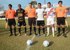 Foto de la galería: Por penales, Crucero se quedó con el primer duelo ante Guaraní