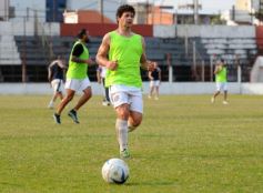 Foto de la galería: Guaraní sigue su puesta a punto: goleó a Madariaga de Paso de los Libres