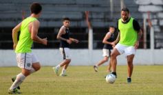 Foto de la galería: Guaraní sigue su puesta a punto: goleó a Madariaga de Paso de los Libres