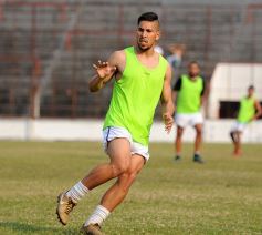 Foto de la galería: Guaraní sigue su puesta a punto: goleó a Madariaga de Paso de los Libres