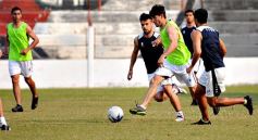 Foto de la galería: Guaraní sigue su puesta a punto: goleó a Madariaga de Paso de los Libres
