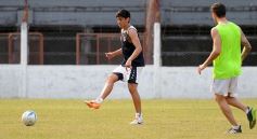 Foto de la galería: Guaraní sigue su puesta a punto: goleó a Madariaga de Paso de los Libres