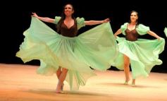 Foto de la galería: A pura danza en el Teatro Lírico