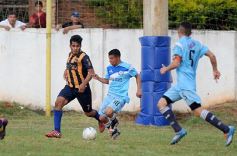 Foto de la galería: Mitre empató 0 a 0 en su debut en el Federal B