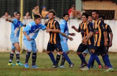Foto de la galería: Mitre empató 0 a 0 en su debut en el Federal B