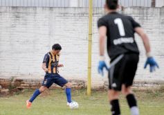 Foto de la galería: Mitre empató 0 a 0 en su debut en el Federal B