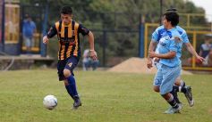 Foto de la galería: Mitre empató 0 a 0 en su debut en el Federal B