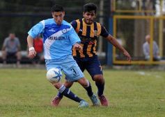 Foto de la galería: Mitre empató 0 a 0 en su debut en el Federal B