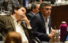 Foto de la galería: La Legislatura aprobó intervención de la Municipalidad de Arroyo del Medio