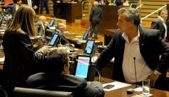 Foto de la galería: La Legislatura aprobó intervención de la Municipalidad de Arroyo del Medio