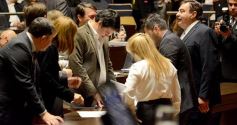 Foto de la galería: La Legislatura aprobó intervención de la Municipalidad de Arroyo del Medio