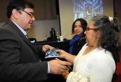 Foto de la galería: Marcelo Galeano presentó su libro "La Puerta Azul"