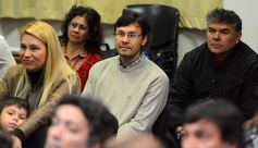 Foto de la galería: Marcelo Galeano presentó su libro "La Puerta Azul"